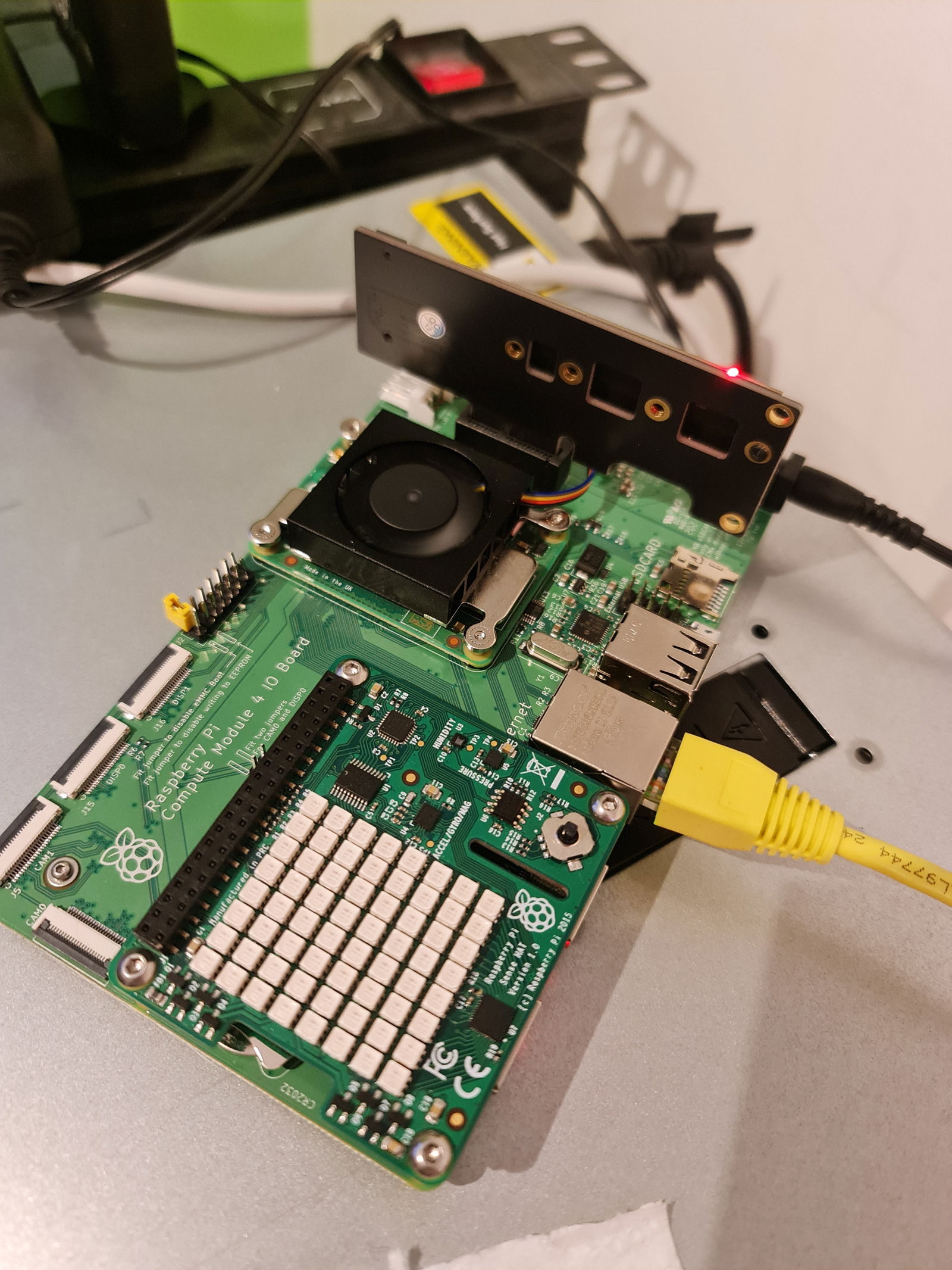 Raspberry Pi Compute Module 4 IO Board